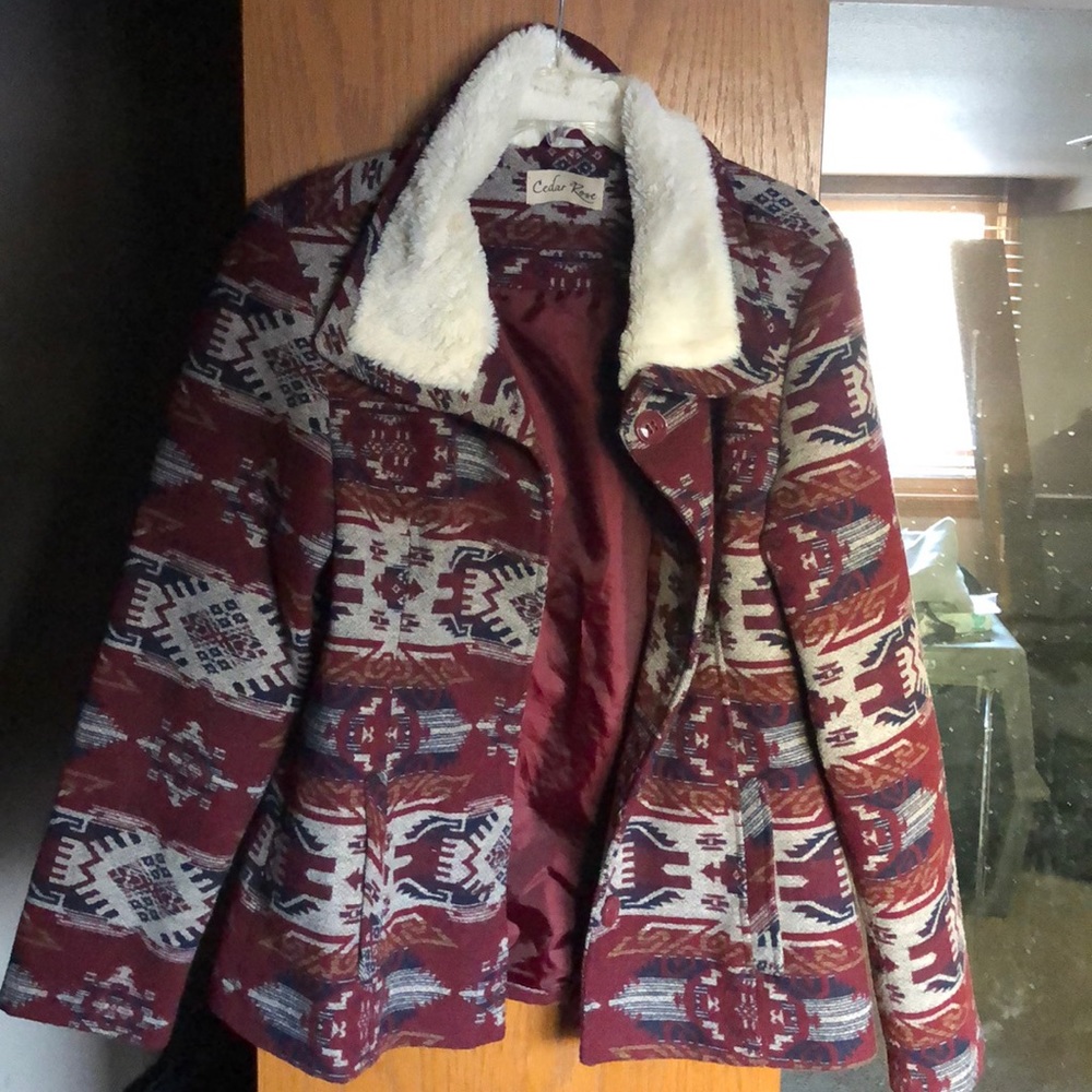 Cedar rose Aztec jacket in like new condition